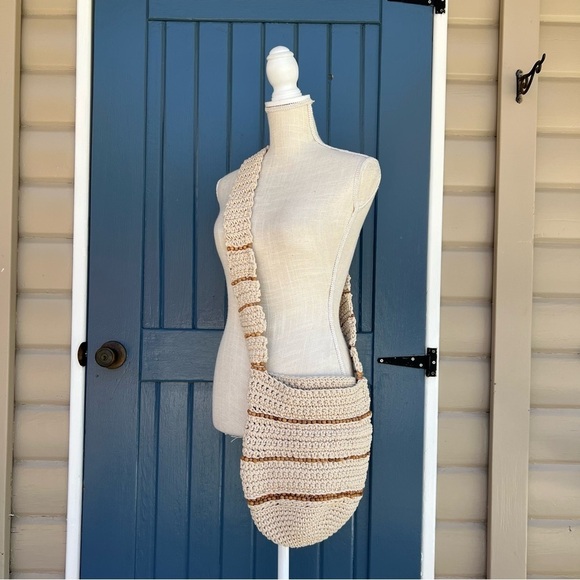 Free People Meet Me In Mallorca Crossbody  Bag - Picture 2 of 8